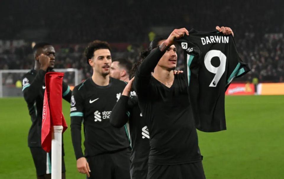 科隆vs圣保利：比尔特、卡明斯基首发，杰克逊-欧文、藤田让瑠奇马出战