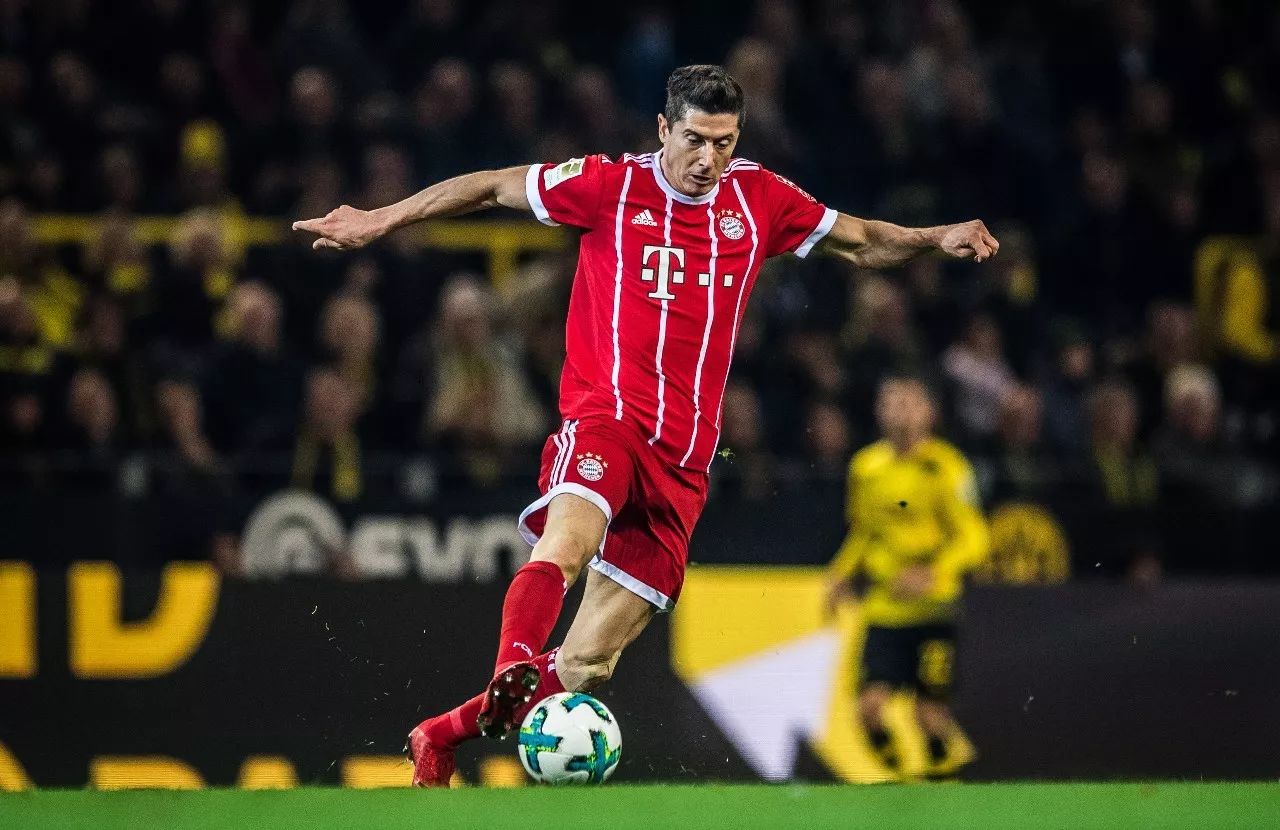 半场战报：霍芬海姆3-0奥格斯堡，布格尔1射1传，巴祖马纳-杜尔破门