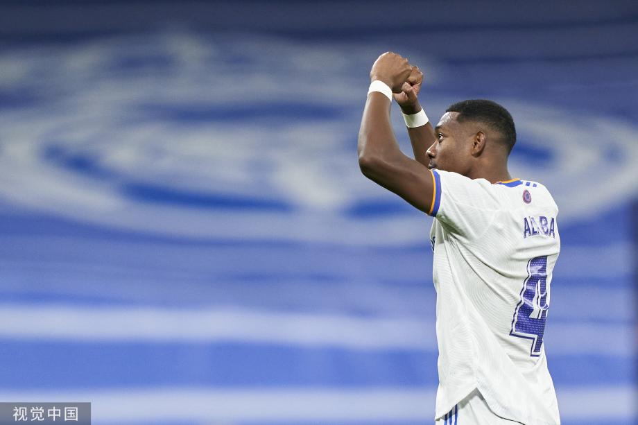 胡梅尔斯：多特中场球员的质量很高，但其风格和特点差异太大