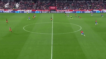 国际米兰0比1利物浦，巴萨2比1法兰克福