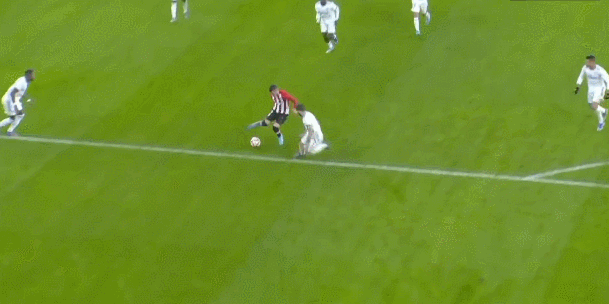 美媒：加兰升级为可以出战，朗佐·鲍尔将缺席比赛